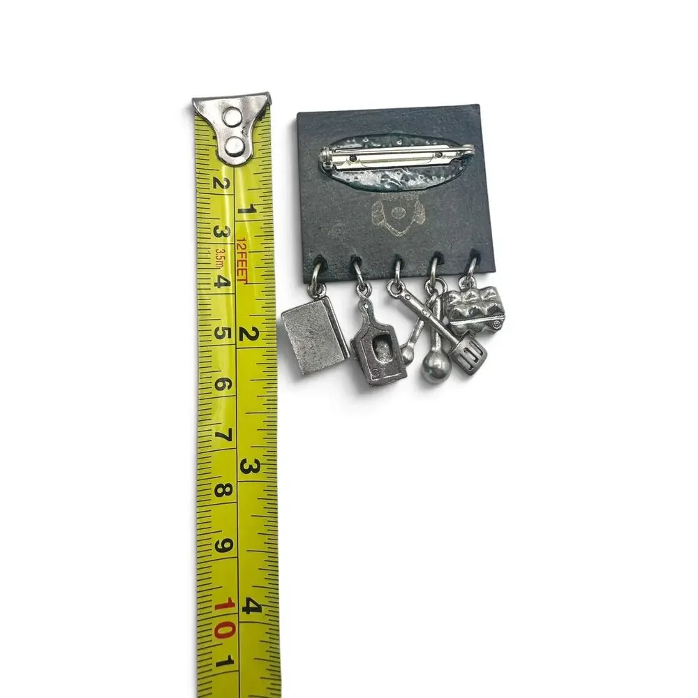 Unbranded vintage novelty